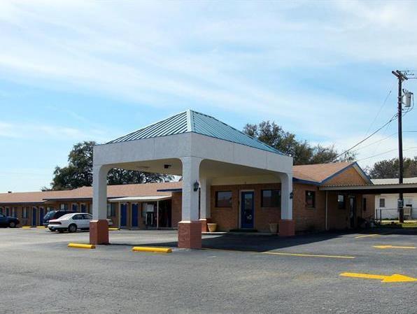 Americas Best Value Inn Comanche Extérieur photo